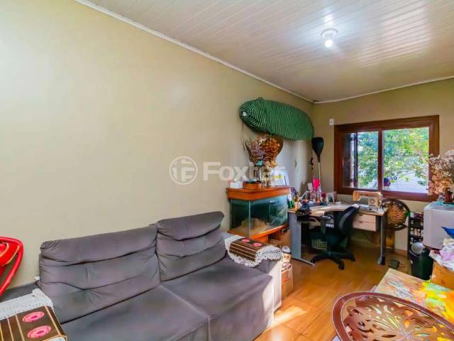 Casa / Sobrado para Venda em Porto Alegre/RS Coronel Aparício Borges 4 Quartos