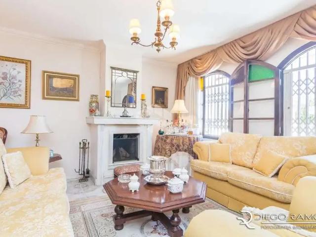 Casa / Sobrado para Venda em Porto Alegre/RS Coronel Aparício Borges 5 Quartos