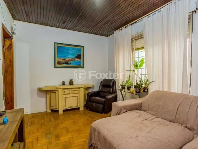 Casa / Sobrado para Venda em Porto Alegre/RS Coronel Aparício Borges 5 Quartos
