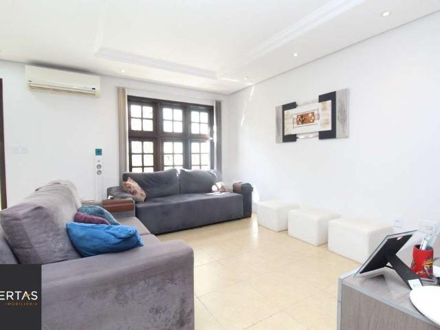 Casa / Sobrado para Venda em Porto Alegre/RS Costa e Silva 3 Quartos