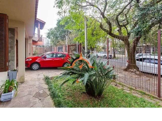 Casa / Sobrado para Venda em Porto Alegre/RS Cristo Redentor 3 Quartos