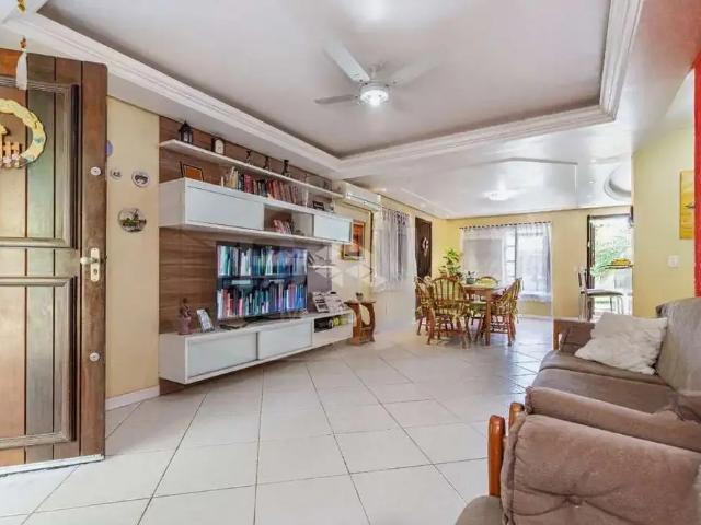 Casa / Sobrado para Venda em Porto Alegre/RS Cristo Redentor 3 Quartos