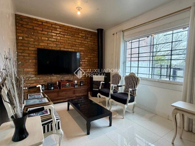 Casa / Sobrado para Venda em Porto Alegre/RS Cristo Redentor 3 Quartos
