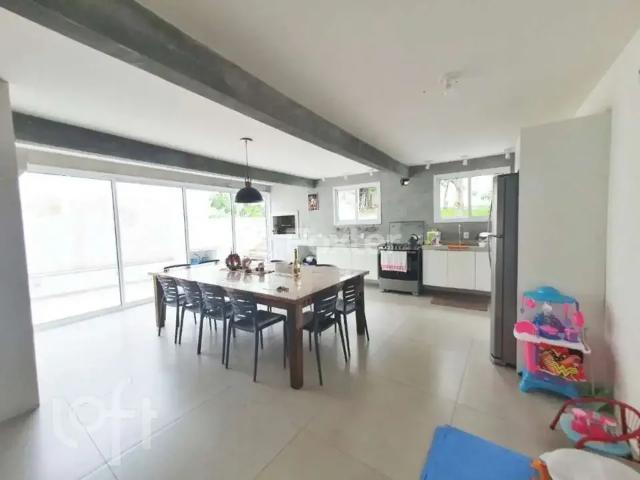Casa / Sobrado para Venda em Porto Alegre/RS Cristo Redentor 3 Quartos