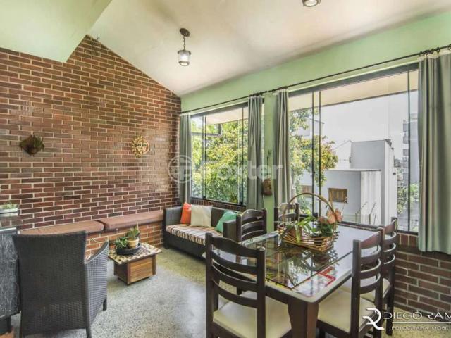 Casa / Sobrado para Venda em Porto Alegre/RS Cristo Redentor 3 Quartos