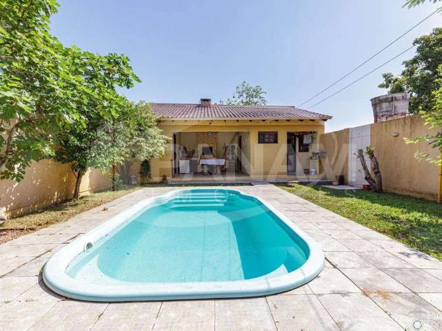 Casa / Sobrado para Venda em Porto Alegre/RS Cristo Redentor 3 Quartos