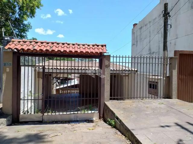 Casa / Sobrado para Venda em Porto Alegre/RS Cristo Redentor 2 Quartos