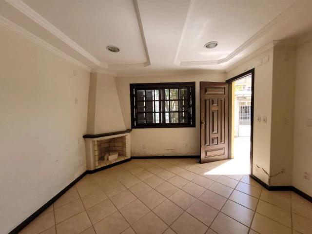 Casa / Sobrado para Venda em Porto Alegre/RS Cristo Redentor 4 Quartos