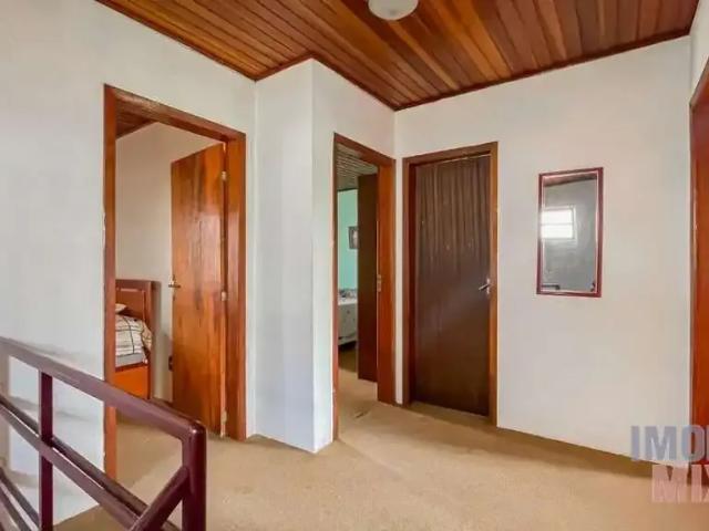 Casa / Sobrado para Venda em Porto Alegre/RS Cristo Redentor 4 Quartos