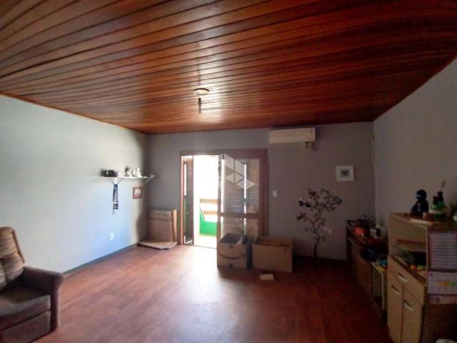 Casa / Sobrado para Venda em Porto Alegre/RS Cristo Redentor 4 Quartos
