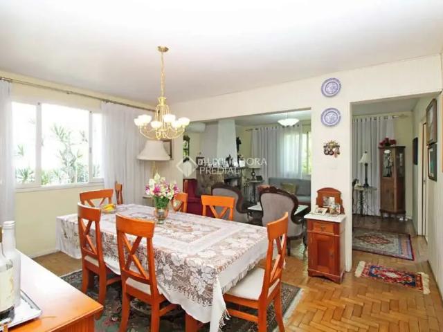 Casa / Sobrado para Venda em Porto Alegre/RS Cristo Redentor 5 Quartos