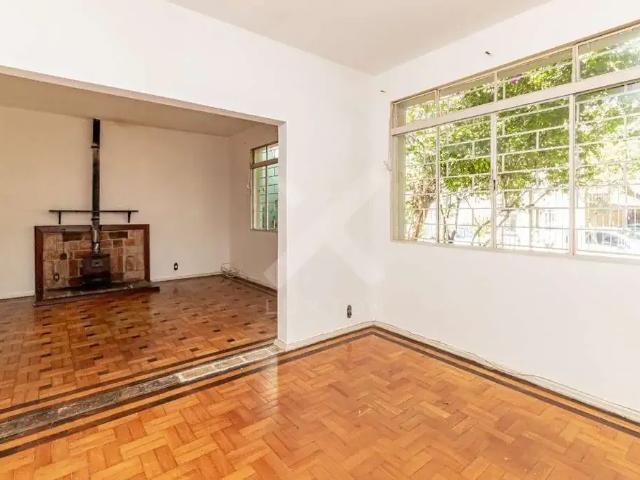 Casa / Sobrado para Venda em Porto Alegre/RS Cristo Redentor 6 Quartos