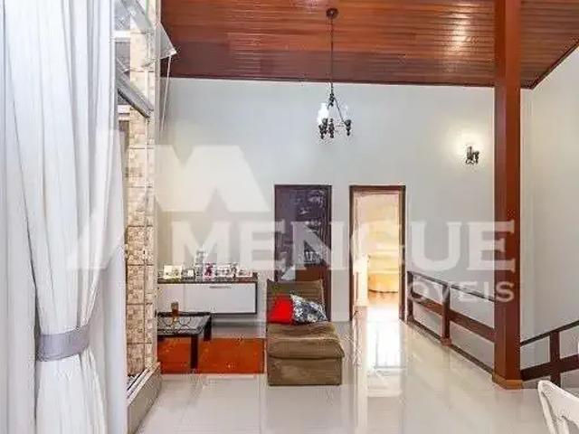 Casa / Sobrado para Venda em Porto Alegre/RS Cristo Redentor 6 Quartos