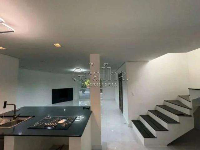 Casa / Sobrado para Venda em Porto Alegre/RS Cristal 2 Quartos