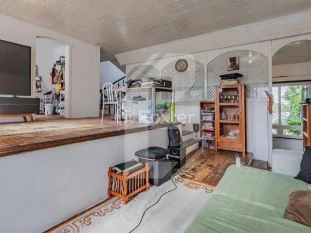Casa / Sobrado para Venda em Porto Alegre/RS Cristal 3 Quartos