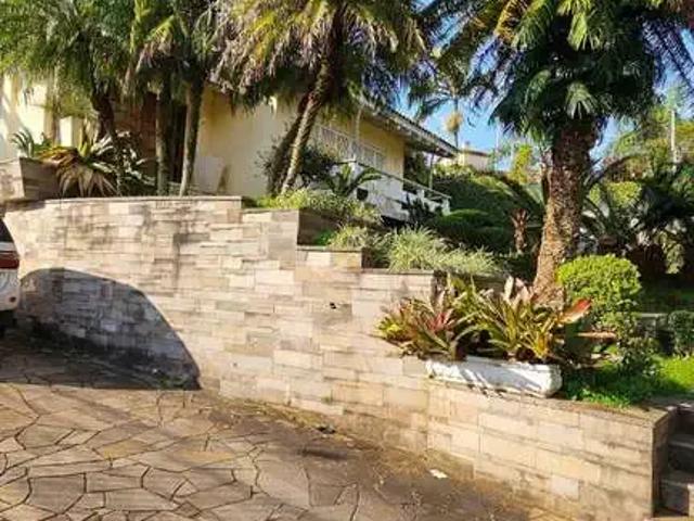 Casa / Sobrado para Venda em Porto Alegre/RS Cristal 4 Quartos