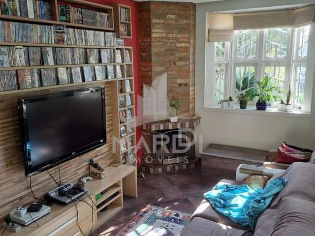 Casa / Sobrado para Venda em Porto Alegre/RS Cristal 4 Quartos