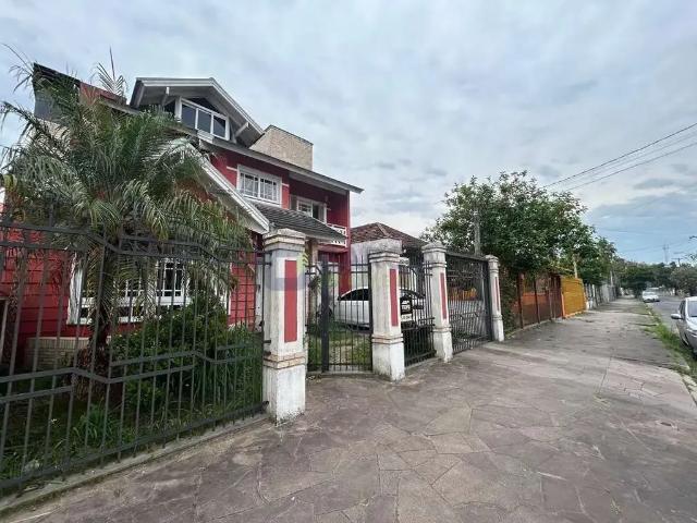 Casa / Sobrado para Venda em Porto Alegre/RS Ecoville 5 Quartos