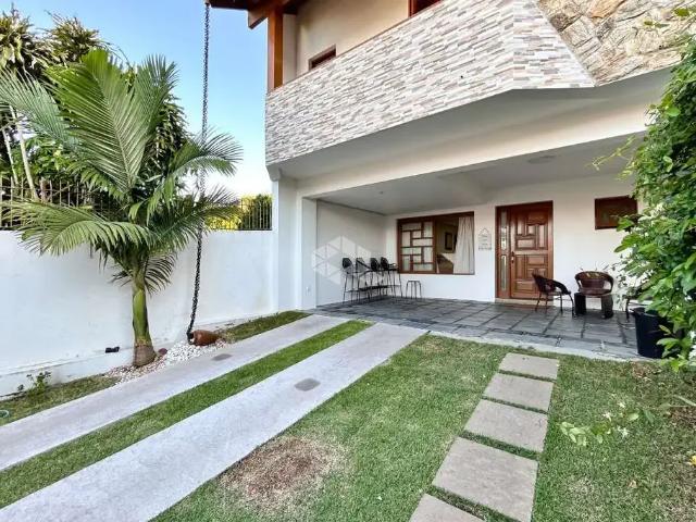 Casa / Sobrado para Venda em Porto Alegre/RS Espírito Santo 4 Quartos