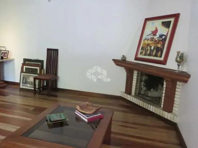 Casa / Sobrado para Venda em Porto Alegre/RS Espírito Santo 3 Quartos