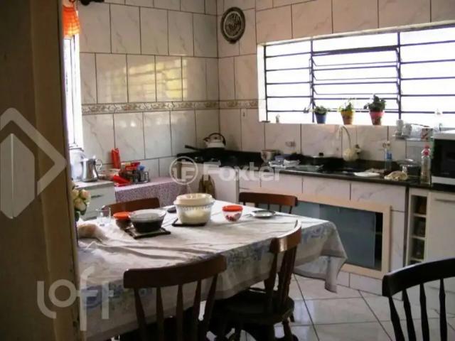 Casa / Sobrado para Venda em Porto Alegre/RS Espírito Santo 3 Quartos