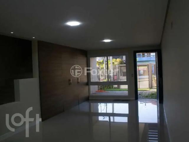 Casa / Sobrado para Venda em Porto Alegre/RS Espírito Santo 3 Quartos