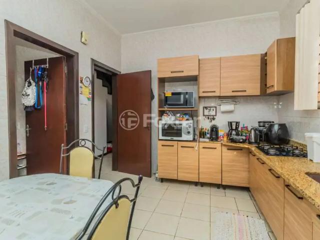 Casa / Sobrado para Venda em Porto Alegre/RS Espírito Santo 3 Quartos