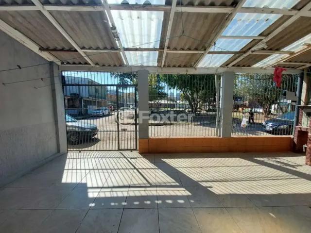 Casa / Sobrado para Venda em Porto Alegre/RS Farrapos 5 Quartos