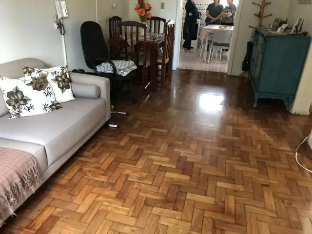 Casa / Sobrado para Venda em Porto Alegre/RS Floresta 4 Quartos