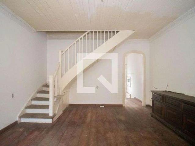 Casa / Sobrado para Venda em Porto Alegre/RS Floresta 4 Quartos