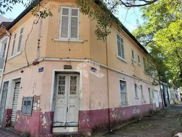 Casa / Sobrado para Venda em Porto Alegre/RS Floresta 4 Quartos