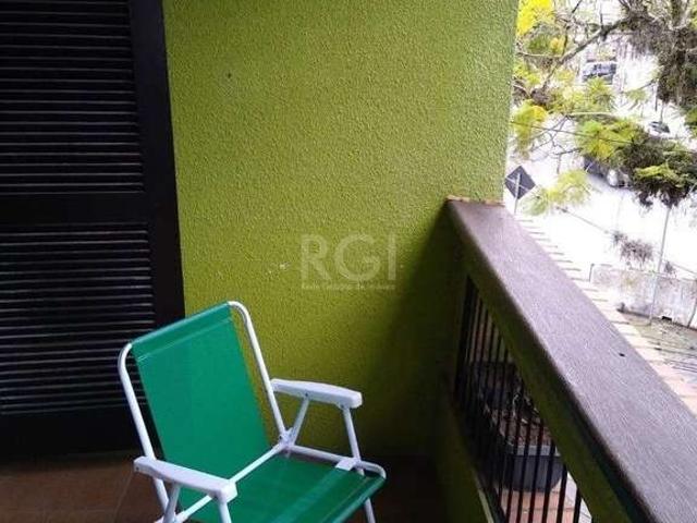 Casa / Sobrado para Venda em Porto Alegre/RS Floresta 5 Quartos