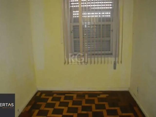 Casa / Sobrado para Venda em Porto Alegre/RS Floresta 10 Quartos