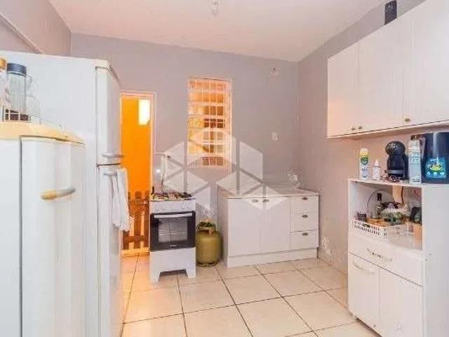 Casa / Sobrado para Venda em Porto Alegre/RS Floresta 2 Quartos