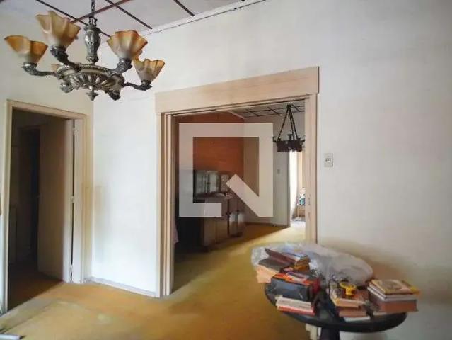 Casa / Sobrado para Venda em Porto Alegre/RS Floresta 2 Quartos