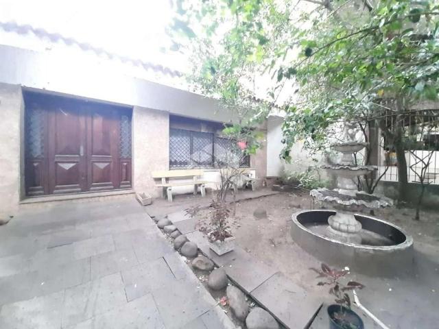 Casa / Sobrado para Venda em Porto Alegre/RS Floresta 3 Quartos