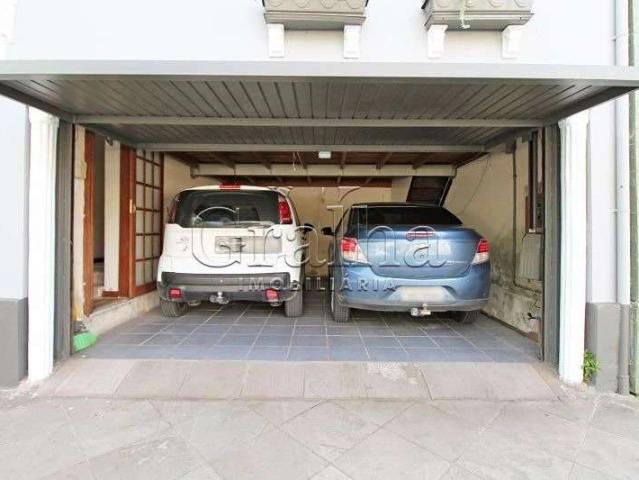 Casa / Sobrado para Venda em Porto Alegre/RS Floresta 3 Quartos