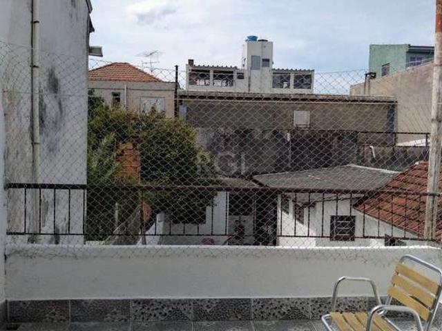 Casa / Sobrado para Venda em Porto Alegre/RS Floresta 3 Quartos