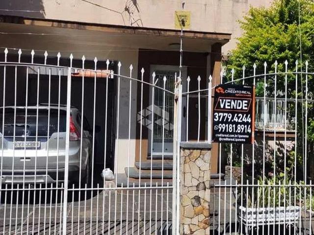Casa / Sobrado para Venda em Porto Alegre/RS Glória 3 Quartos