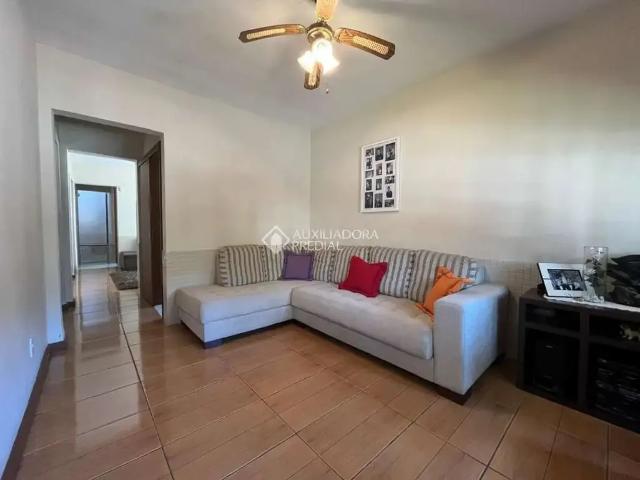Casa / Sobrado para Venda em Porto Alegre/RS Glória 3 Quartos