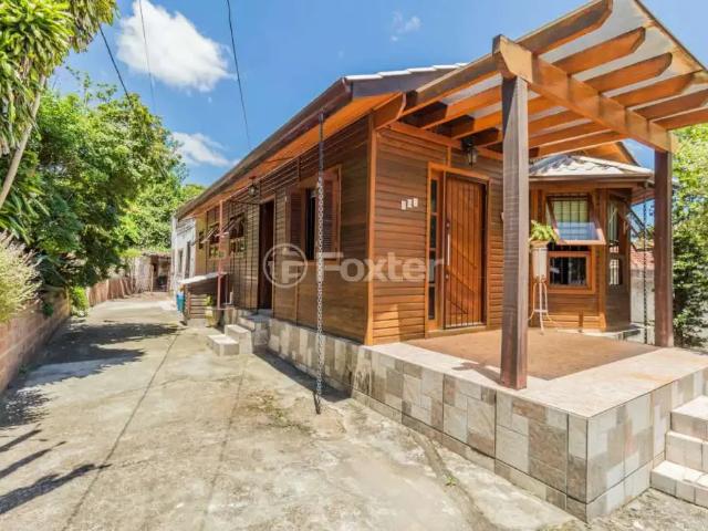Casa / Sobrado para Venda em Porto Alegre/RS Glória 3 Quartos