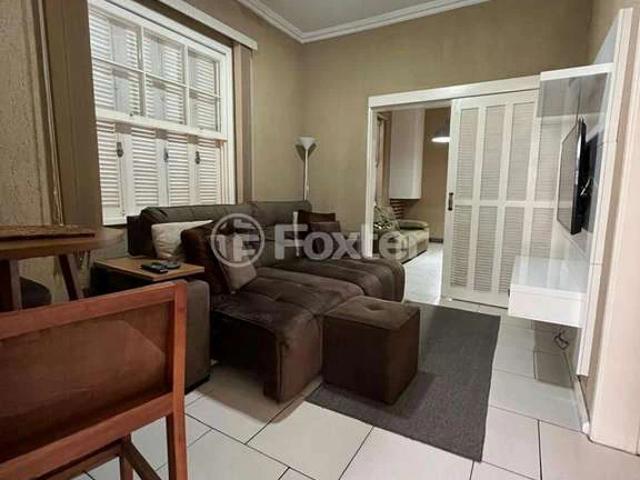 Casa / Sobrado para Venda em Porto Alegre/RS Glória 3 Quartos