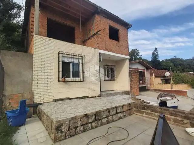 Casa / Sobrado para Venda em Porto Alegre/RS Glória 3 Quartos