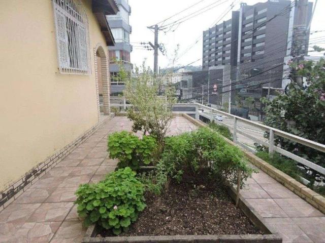Casa / Sobrado para Venda em Porto Alegre/RS Glória 7 Quartos