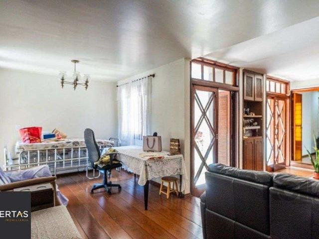 Casa / Sobrado para Venda em Porto Alegre/RS Glória 4 Quartos