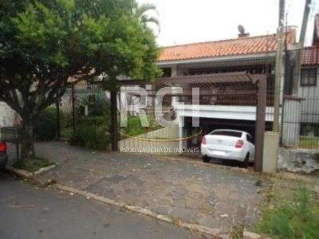 Casa / Sobrado para Venda em Porto Alegre/RS Glória 4 Quartos