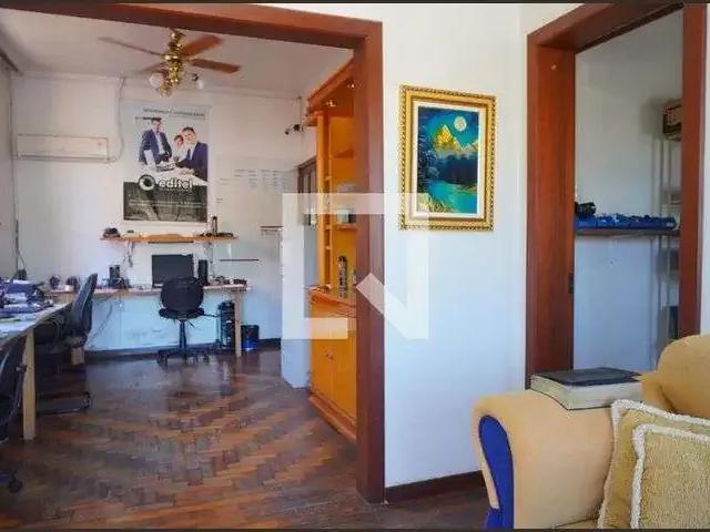 Casa / Sobrado para Venda em Porto Alegre/RS Glória 4 Quartos
