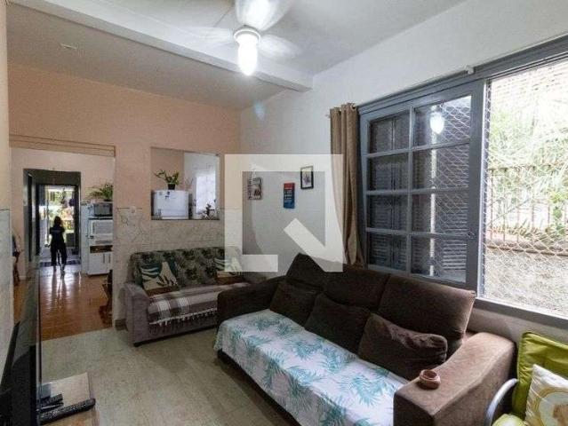 Casa / Sobrado para Venda em Porto Alegre/RS Glória 4 Quartos
