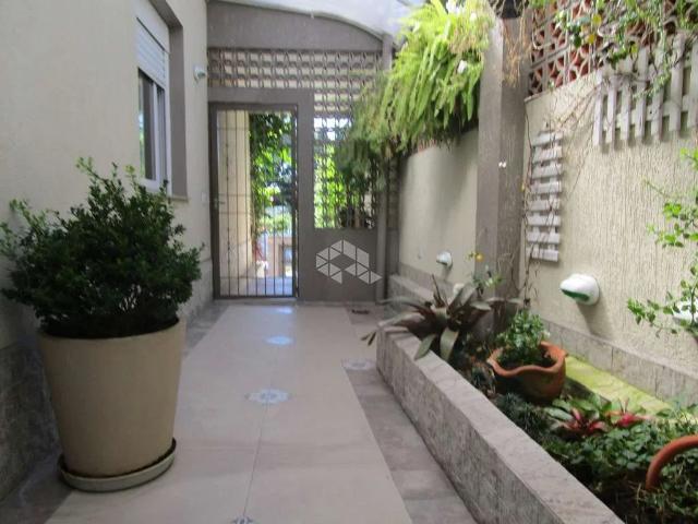 Casa / Sobrado para Venda em Porto Alegre/RS Glória 4 Quartos