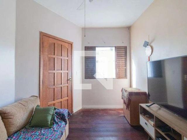 Casa / Sobrado para Venda em Porto Alegre/RS Glória 6 Quartos